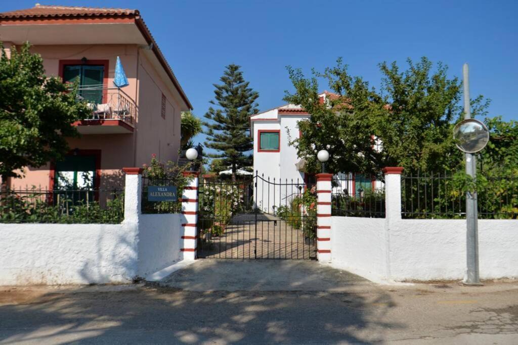 Seaside Villa Alexandra,Acharavi. Akharavi Extérieur photo